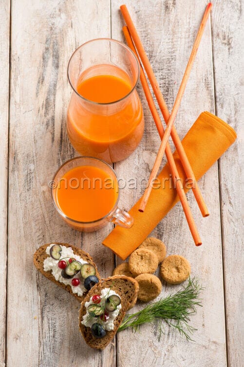 Centrifugato con pompelmo e arance Centrifugato con pompelmo e arance