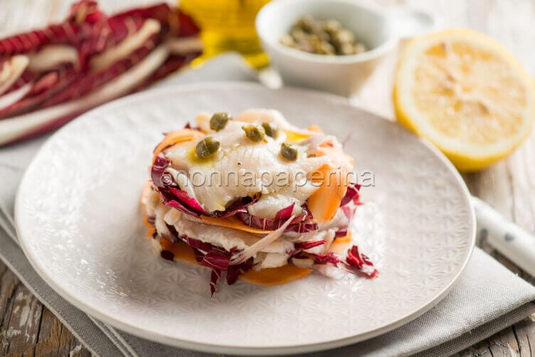 Millefoglie di trota e radicchio come secondo piatto Millefoglie di trota e radicchio