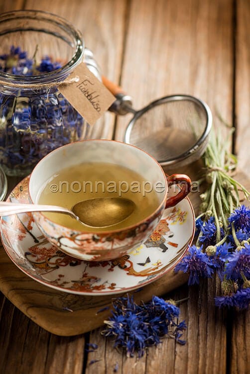 Tisana e decotto al fiordaliso