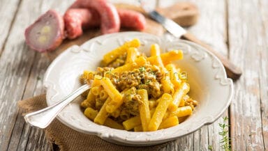 Sedanini con salsiccia