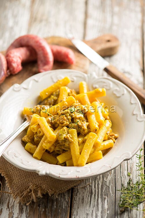 Sedanini con salsiccia