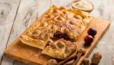 Torta di prugne