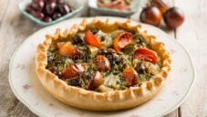 Torta salata con scarola, uno snack gustoso