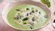 Zuppa di broccoli con latte di cocco, un primo unico