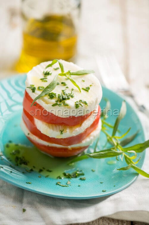 Insalata caprese al dragoncello Insalata caprese al dragoncello