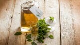Mint liqueur, an easy home-made liqueur Mint liqueur, an easy home-made liqueur