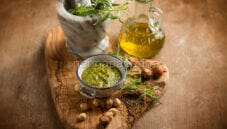 Pesto al dragoncello, un condimento squisito Pesto al dragoncello, un condimento squisito