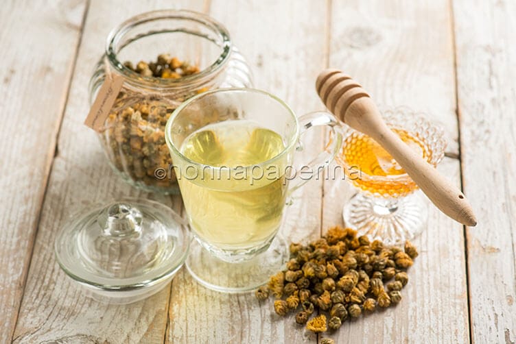 Tè al crisantemo, una bevanda salutare dal Giappone Te al crisantemo