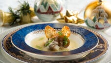 Capesante marinate con topinambur, ideali per il Cenone