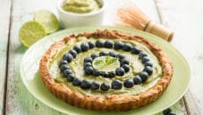 Crostata con crema al tè matcha, un’alternativa interessante Crostata con crema al tè matcha, un’alternativa interessante
