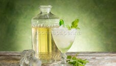 Granita con sciroppo di melissa, una granita speciale