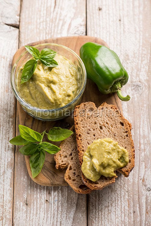 Salsa di peperoni verdi