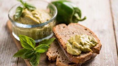 Salsa di peperoni verdi