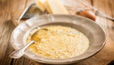Stracciatella alla romana