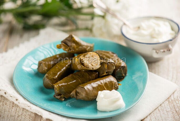 Il sarma, una specialità turca con le foglie di vite