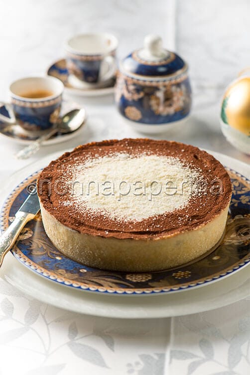 Crostata di mandorle con frangipane Crostata di mandorle con frangipane