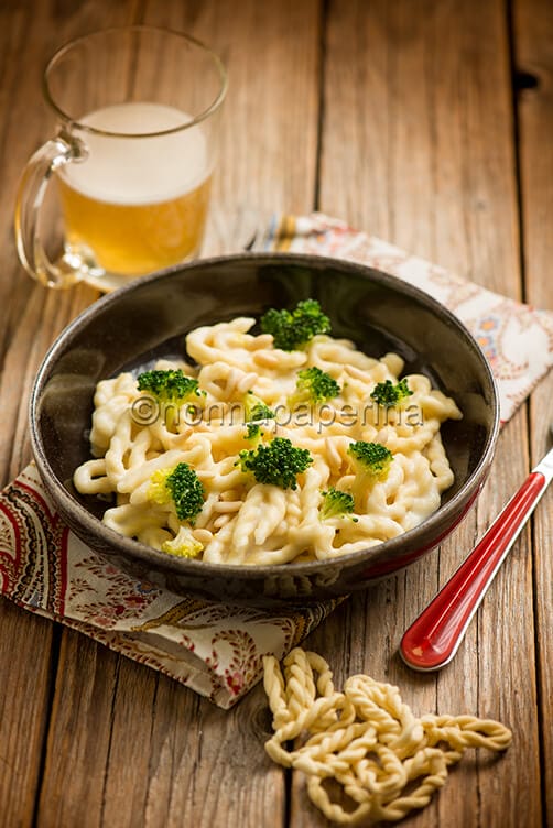 Lorighittas con pecorino e broccoletti Lorighittas con pecorino e broccoletti