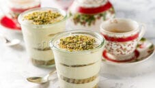 Tiramisù al pistacchio, il dessert per le Feste
