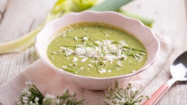 Zuppa di aglio orsino e patate
