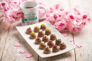 Cioccolatini al caffè, un’idea per la festa della Mamma Cioccolatini al caffè, un’idea per la festa della Mamma