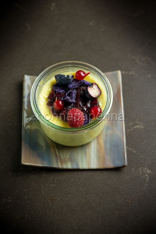 Crema cotta alla violetta