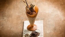 Gelato al cioccolato, una dolce versione fatta in casa