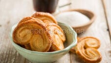 Ventagli di sfoglia per iniziare la giornata con dolcezza
