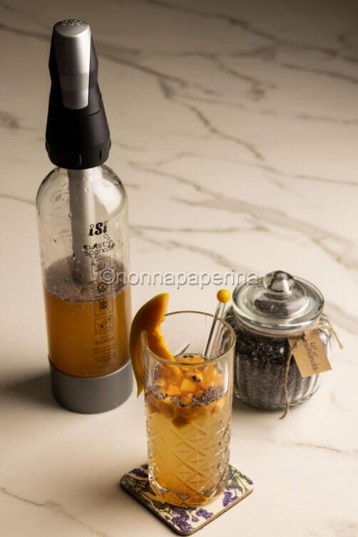 Acqua aromatizzata con papaya