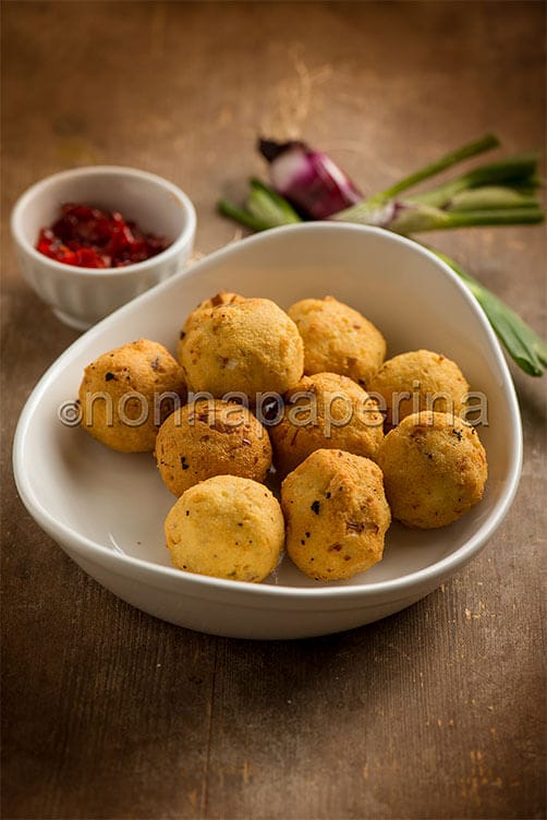 Bola bola tahu Bola bola tahu