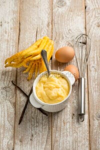 Crema pasticcera con Mano di Buddha