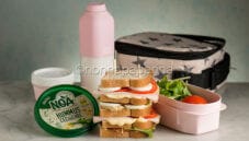 Sandwich con tacchino e hummus, un break proteico