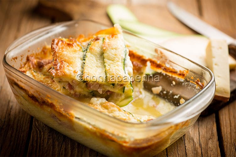 Courgette Flan, a tasty and quick dish sformato di zucchine in teglia