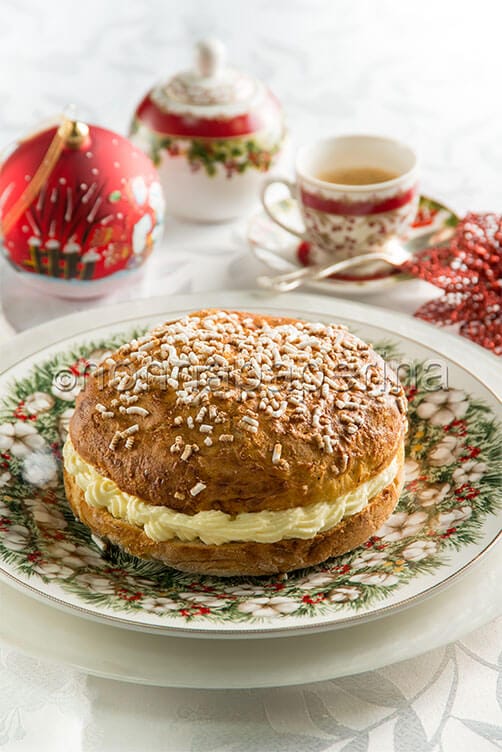 Tarte tropezienne senza glutine Tarte tropezienne senza glutine