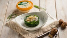 Tortini di agretti con hummus di ceci, un antipasto salutare