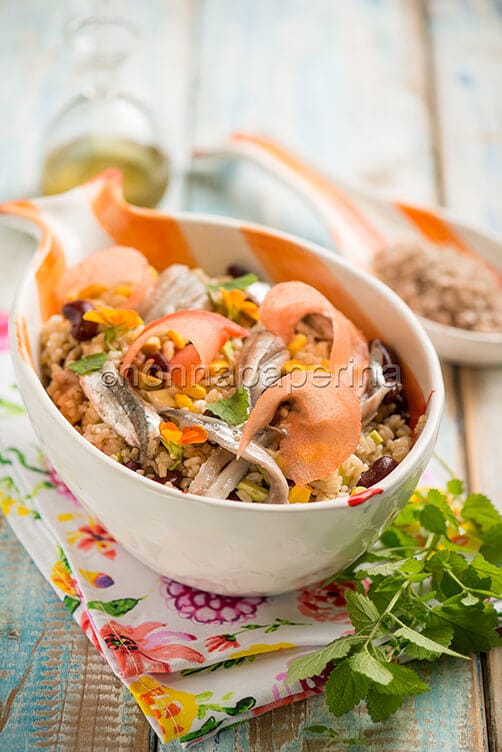 Bowl con alici marinate