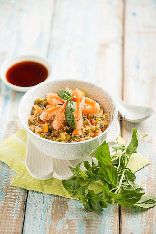 Bowl con mazzancolle tropicali Bowl con mazzancolle tropicali