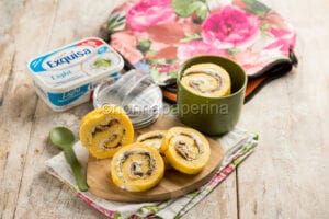 Frittata con formaggio cremoso, ideale per i picnic Frittata con formaggio cremoso, ideale per i picnic