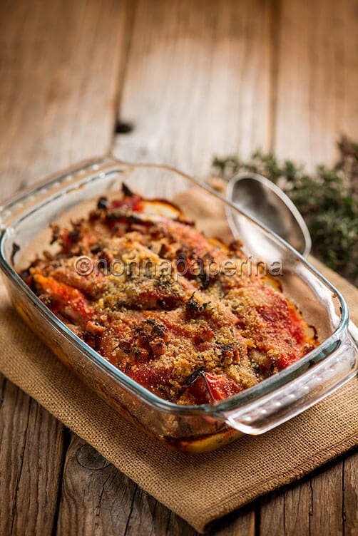 Parmigiana di peperoni e prosciutto Parmigiana di peperoni e prosciutto