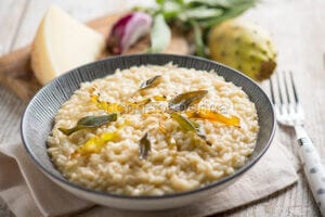 Risotto ai fichi d India e caciocavallo Risotto ai fichi d India e caciocavallo