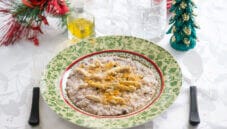 Nutri la tua voglia di riso con il risotto con radicchio e pollo