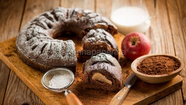 Torta morbida con cacao e mele