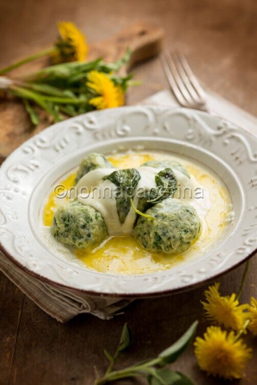 Gnudi al tarassaco