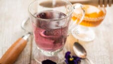 Infuso di viola mammola, una bevanda rilassante