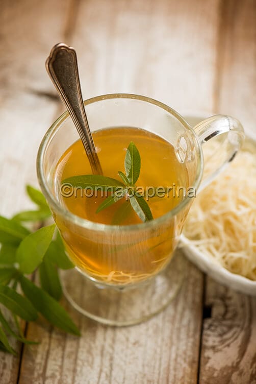 Tisana digestiva al rafano Tisana digestiva al rafano