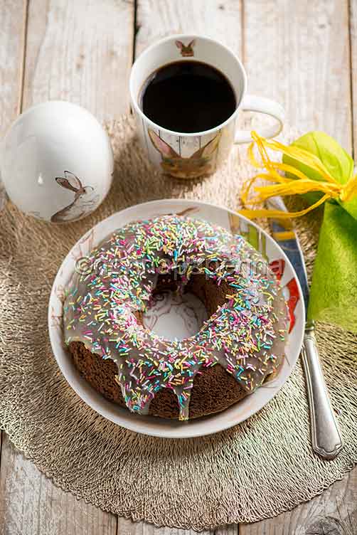 Ciambella con ganache al cioccolato
