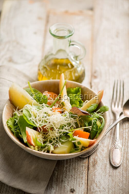 Insalata con rafano e mele Insalata con rafano e mele