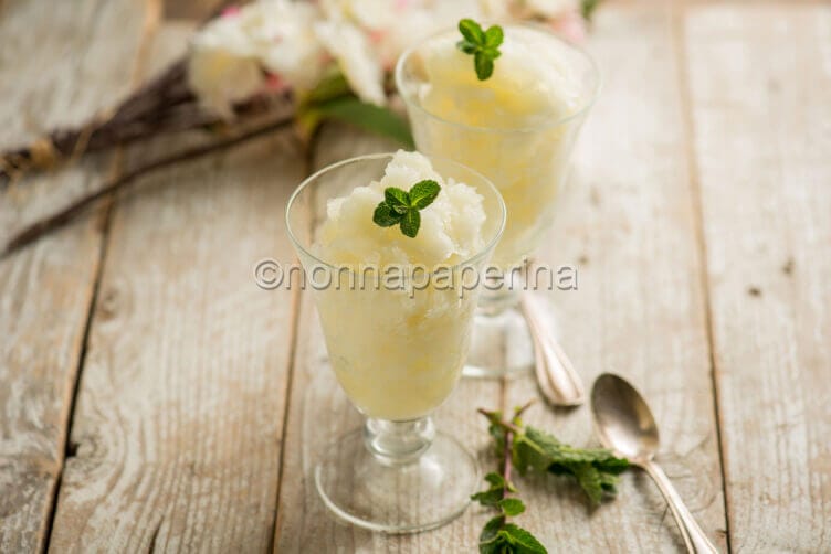 Sorbetto allo yuzu