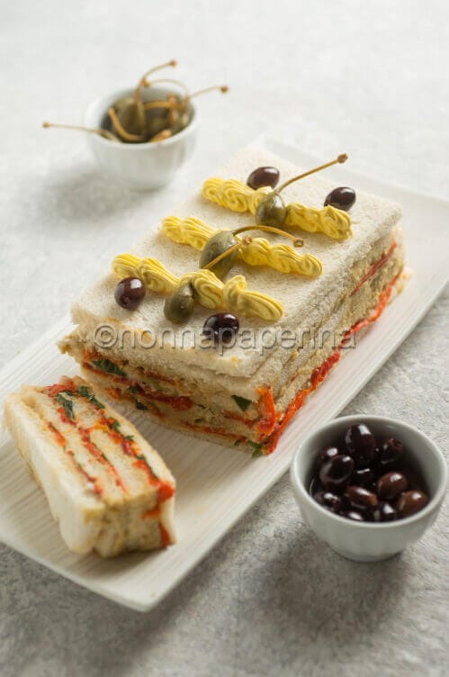 Terrina di peperoni e formaggio cremoso Terrina di peperoni e formaggio cremoso