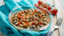 Involtini di alici, un secondo di pesce leggero e aromatico