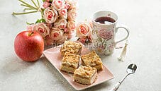 Torta di mandorle svedese, un esempio di pasticceria nordica